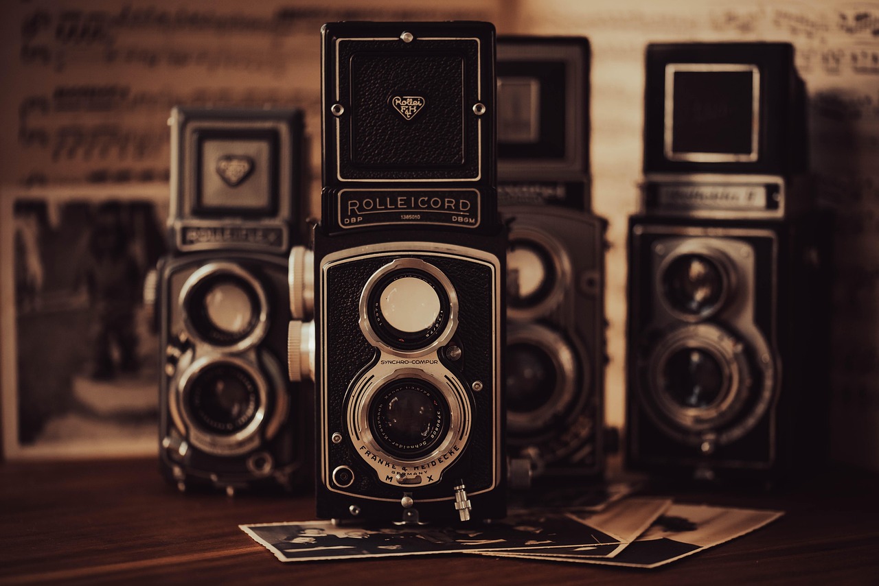 本体とレンズ、どちらにお金をかけるべきか？