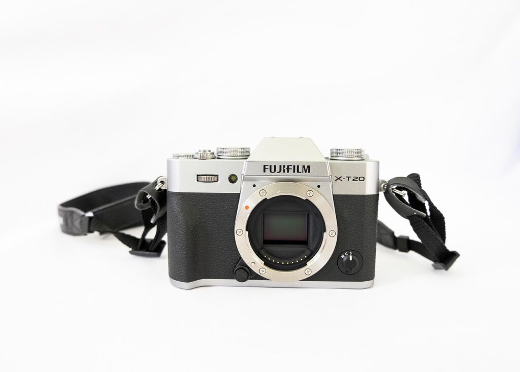FUJIFILM X100VI初心者におすすめのレビューとその理由は？