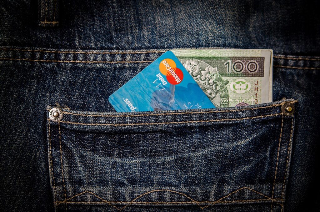 スマホから乗り換えコンデジを買うなら20万円以下でおすすめの機種は？