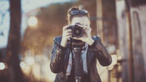 CanonとSony、初心者が知るべき選び方と違いは？